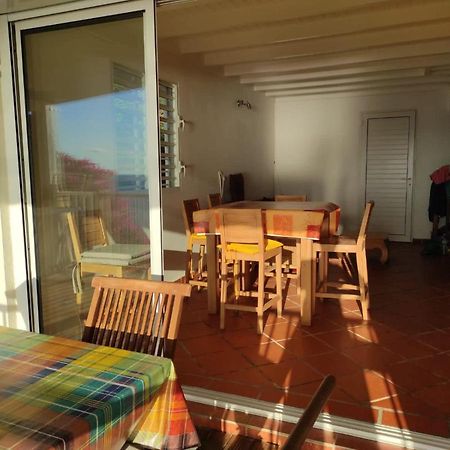 Villa Azur B Bouillante Bagian luar foto