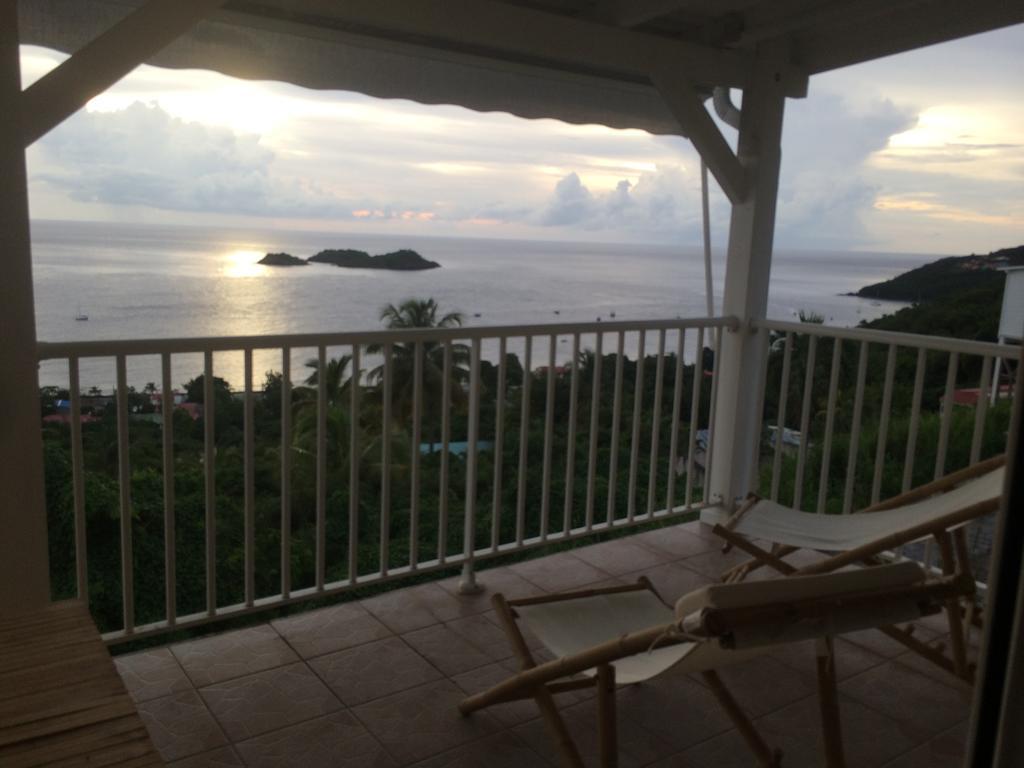 Villa Azur B Bouillante Bagian luar foto